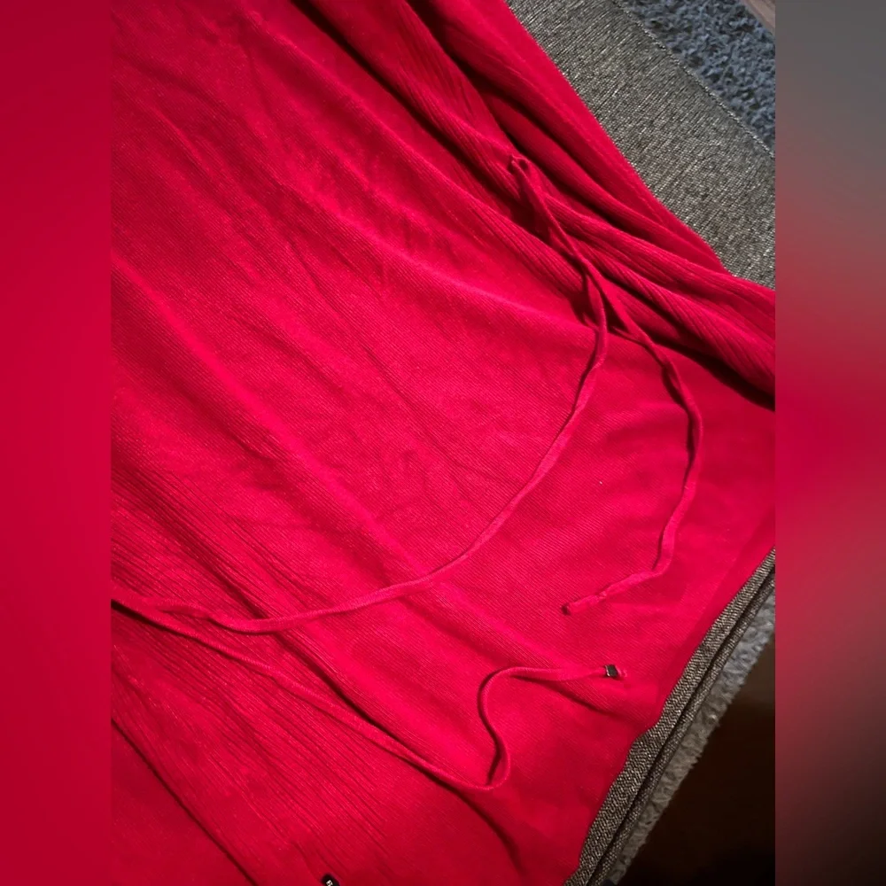 Red Sweater ❤️ - Picture 4 of 7